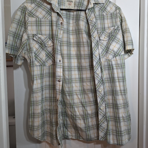 Fossil 54 pearl snap button down short sleeve - Picture 1 of 4